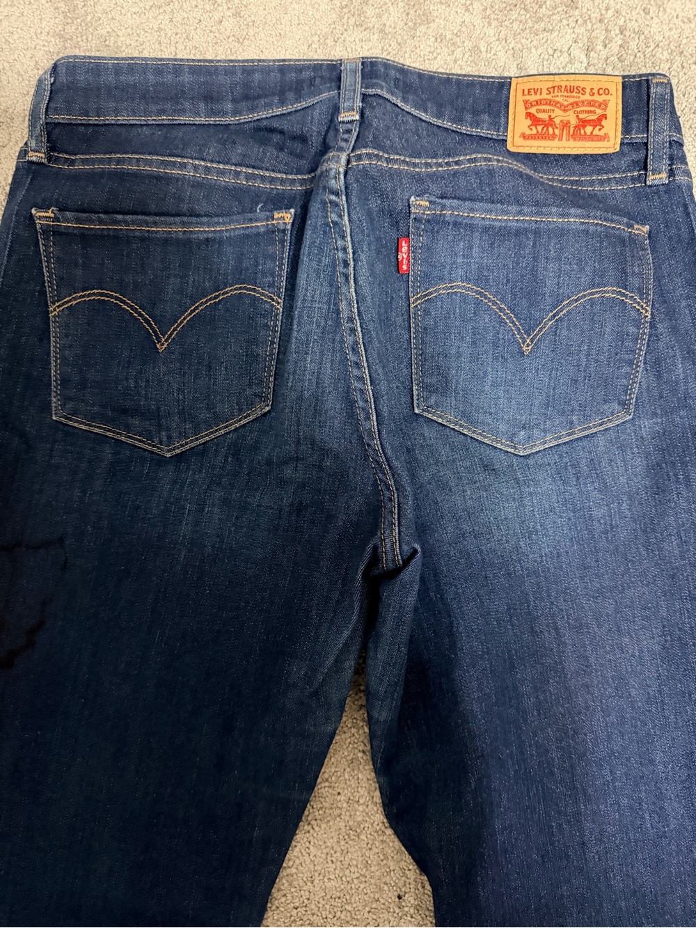Levi’s Dark Blue Women's Straight-Leg Jeans - Picture 3 of 5
